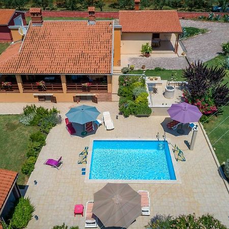 Hacienda Rosemary Villa Muntić Dış mekan fotoğraf