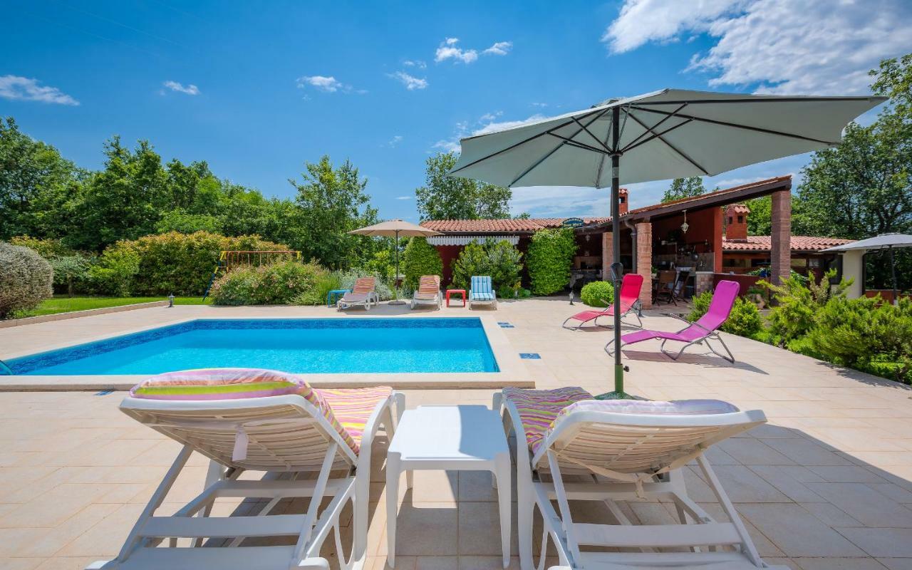 Hacienda Rosemary Villa Muntić Dış mekan fotoğraf