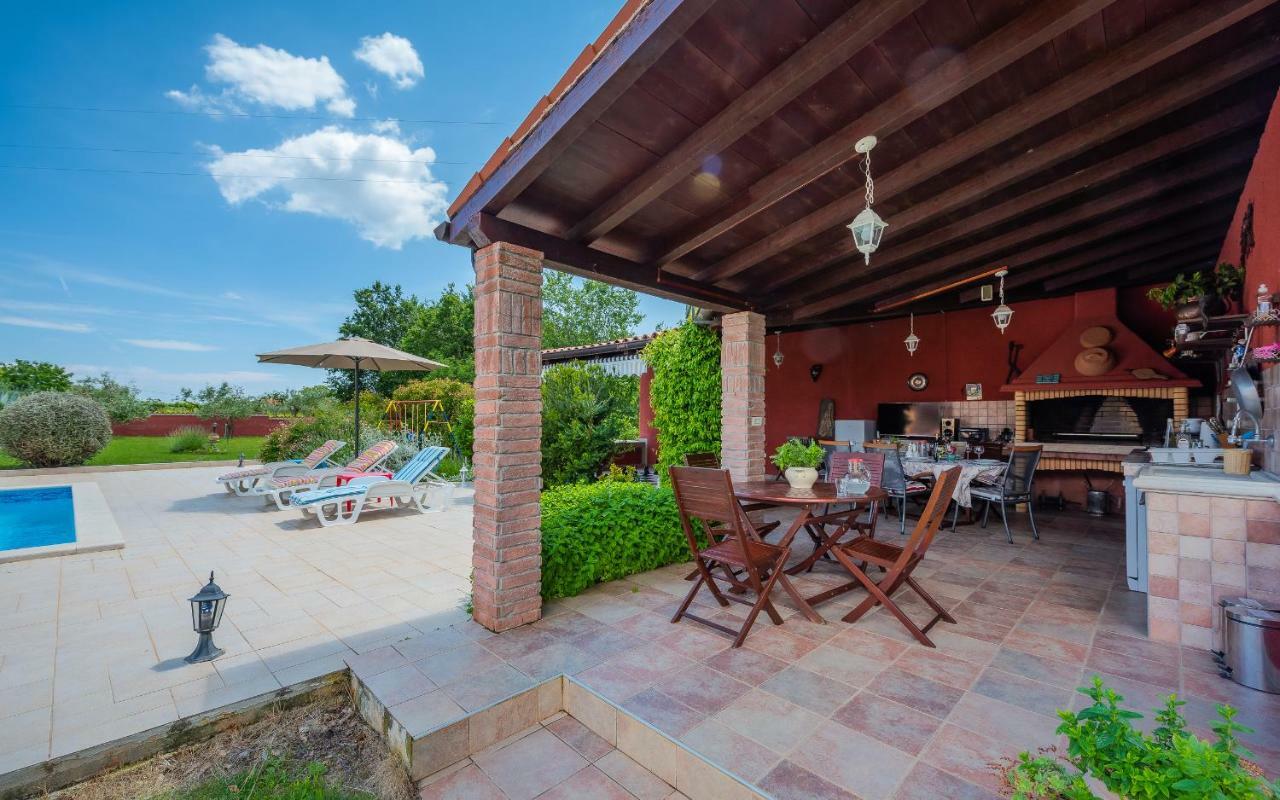 Hacienda Rosemary Villa Muntić Dış mekan fotoğraf